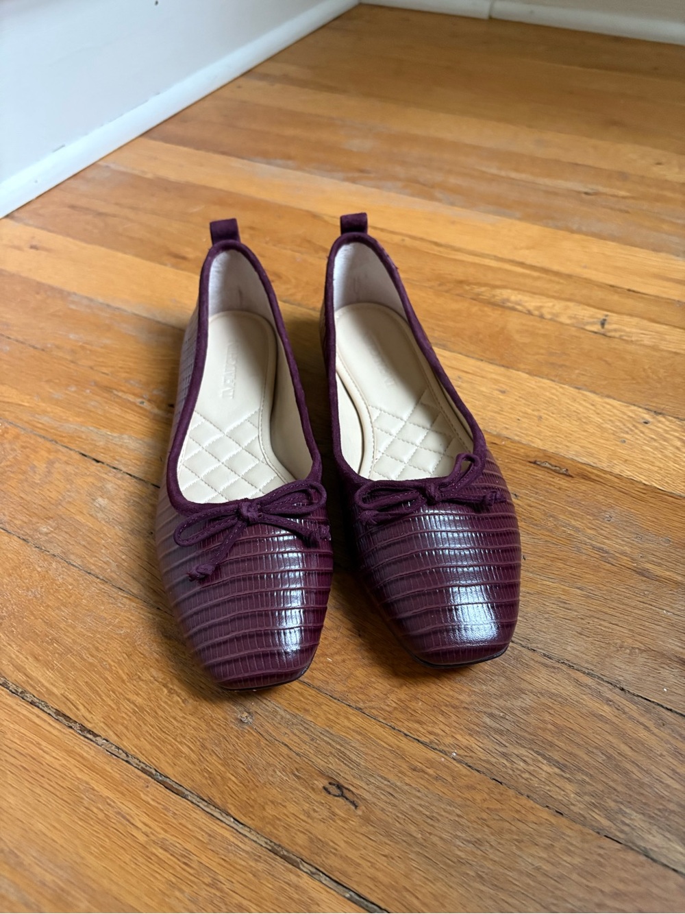 J.McLaughlin Women's Red Anastasia Lizard-Embossed Leather Ballet Flat SZ 6